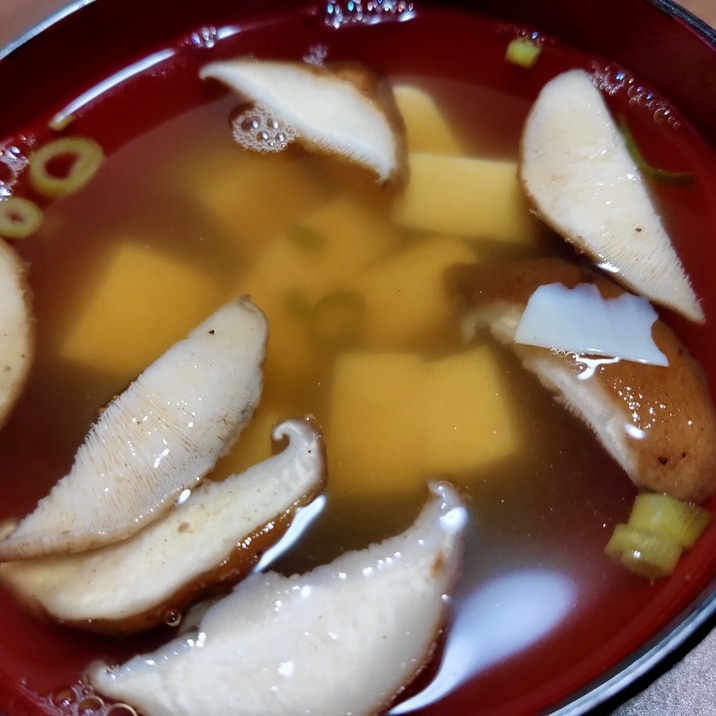 卵豆腐と椎茸のお吸い物 レシピ 作り方 By Sanichi25 楽天レシピ 卵豆腐と椎茸のお吸い物 レシピ 作り方 By Sanichi25 楽天レシピ